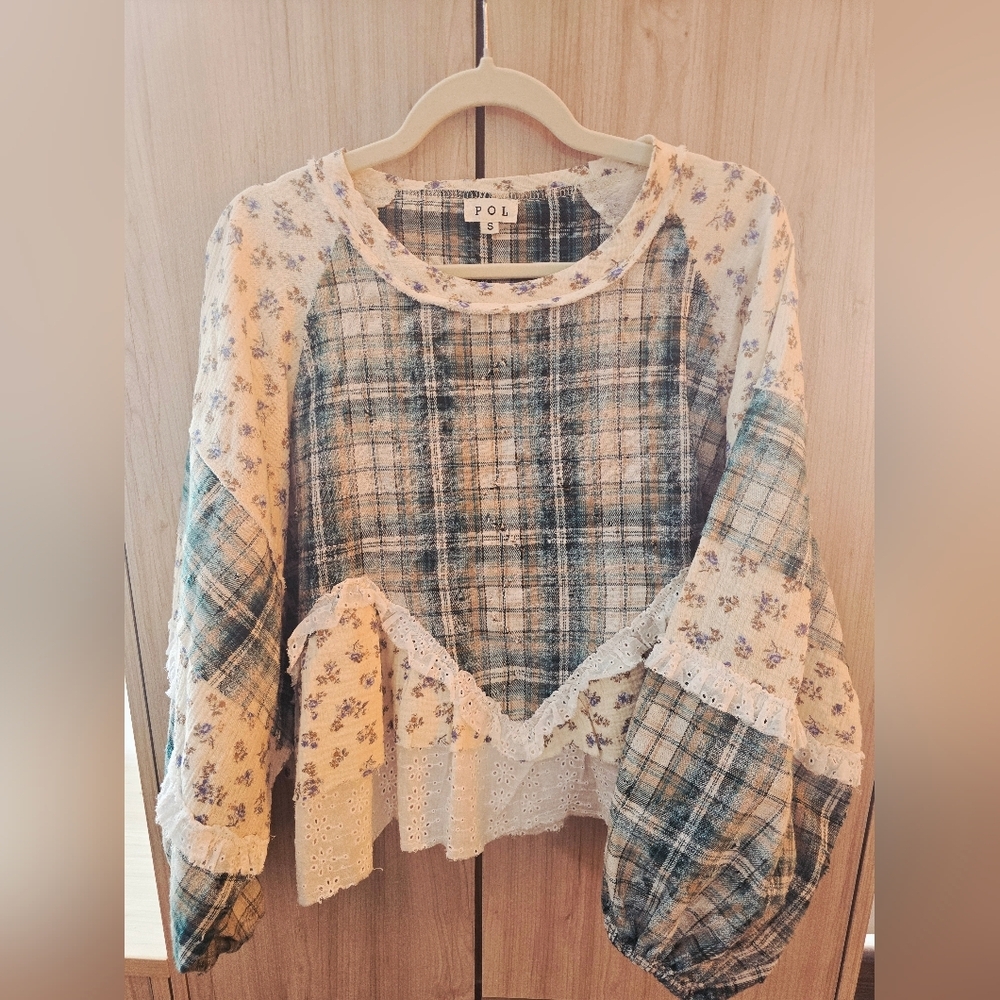 POL Green Plaid Flannel Mixed Media Patchwork Balloon Sleeve Baby Doll Top - Picture 3 of 15